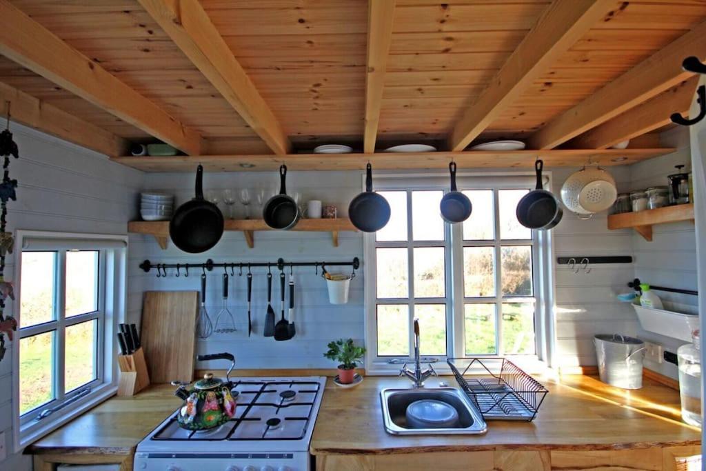 Vila Tiny House On Isolated Farm By The Cornish Coast Bude Exteriér fotografie